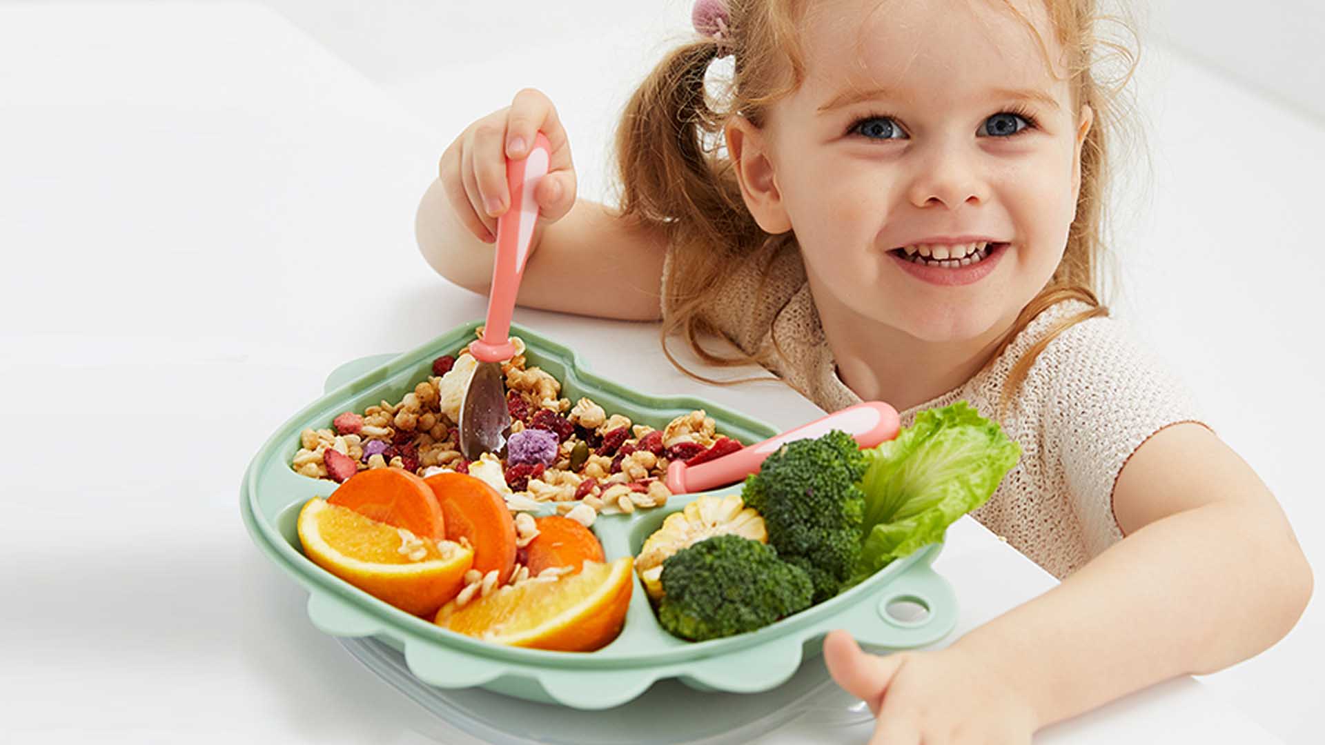 如何教导孩子健康饮食习惯 幼儿应摄取的营养有哪些 _八宝网